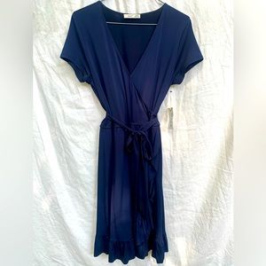 New Dex swing dress with ruffled hem accent - size M